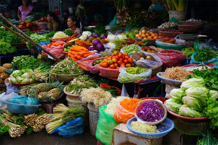 legumes marche de dong ba ville hue